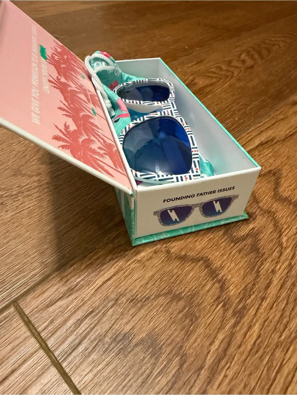 Goodr sunglasses founding father issues - Picture 1 of 1